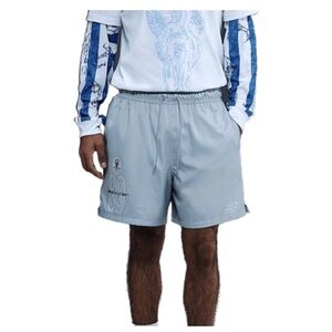 Nike Club
Men's Flow Shorts new